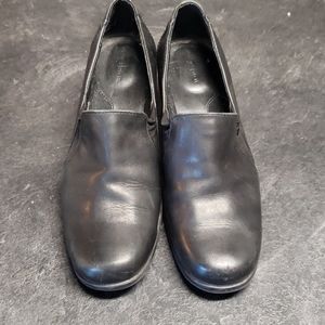 Sale 3 for $40. Easy spirit shoes.